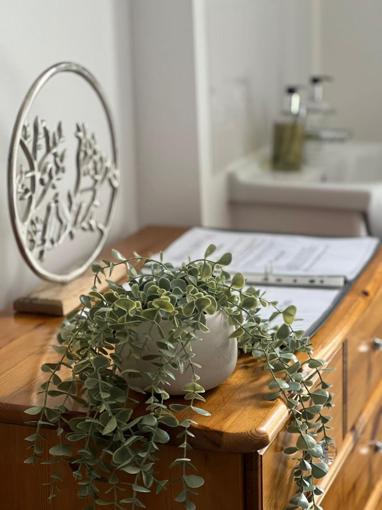 Rock House Bed And Breakfast Мейдстон Номер фото